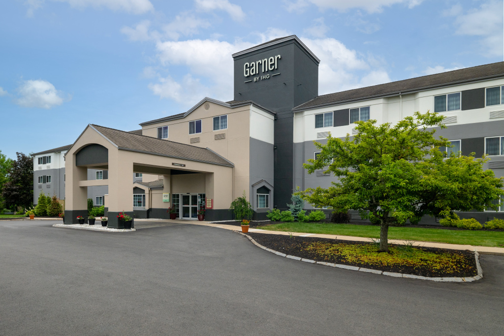 photo 1 of Garner Hotel Londonderry - Manchester by IHG