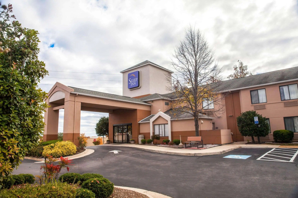 photo 1 of Sleep Inn Woodbridge - Potomac Mills