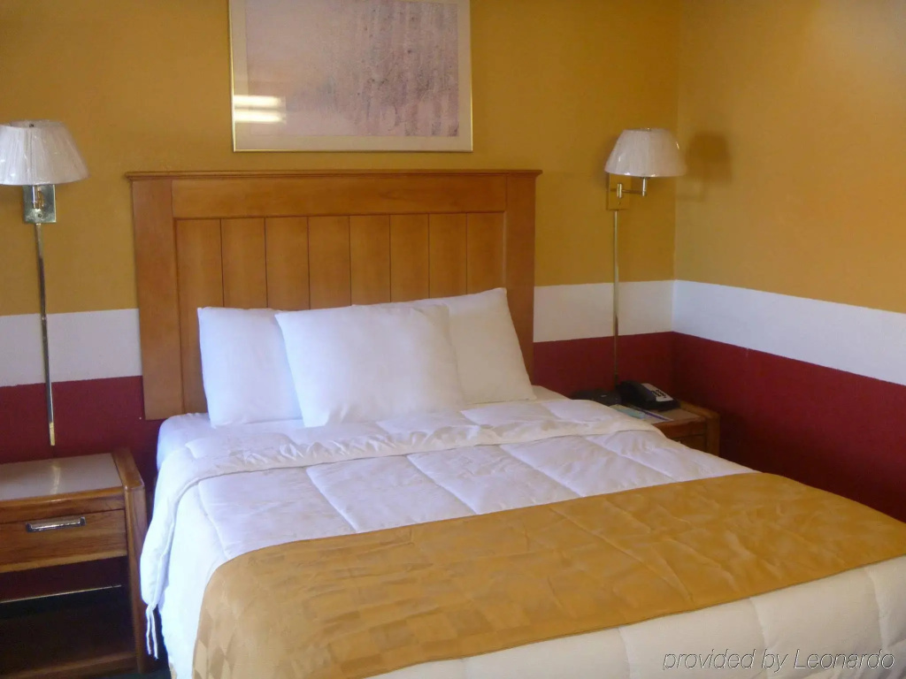 photo 1 of Sloan's Motel Burlington
