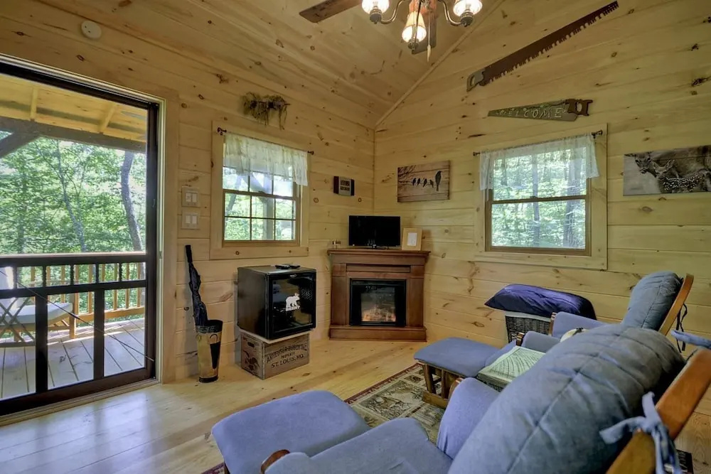 photo 1 of Snuggle Inn & Treehouse