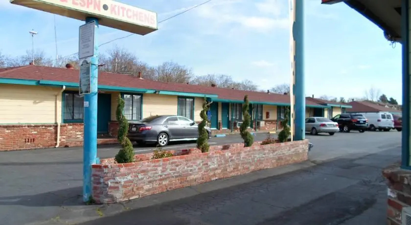 photo 1 of Solano Lodge