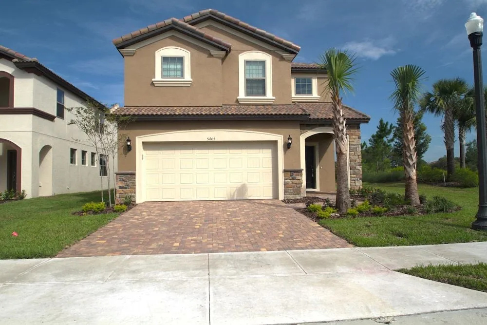 photo 1 of Solterra 5405