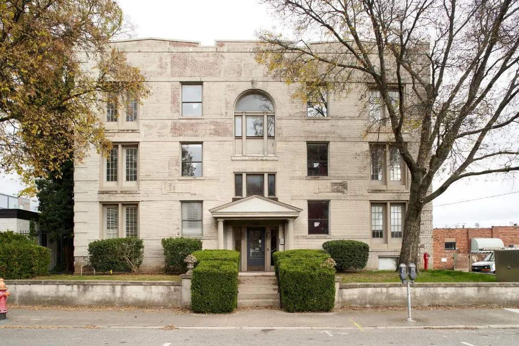photo 1 of Sonder at Euclid Court