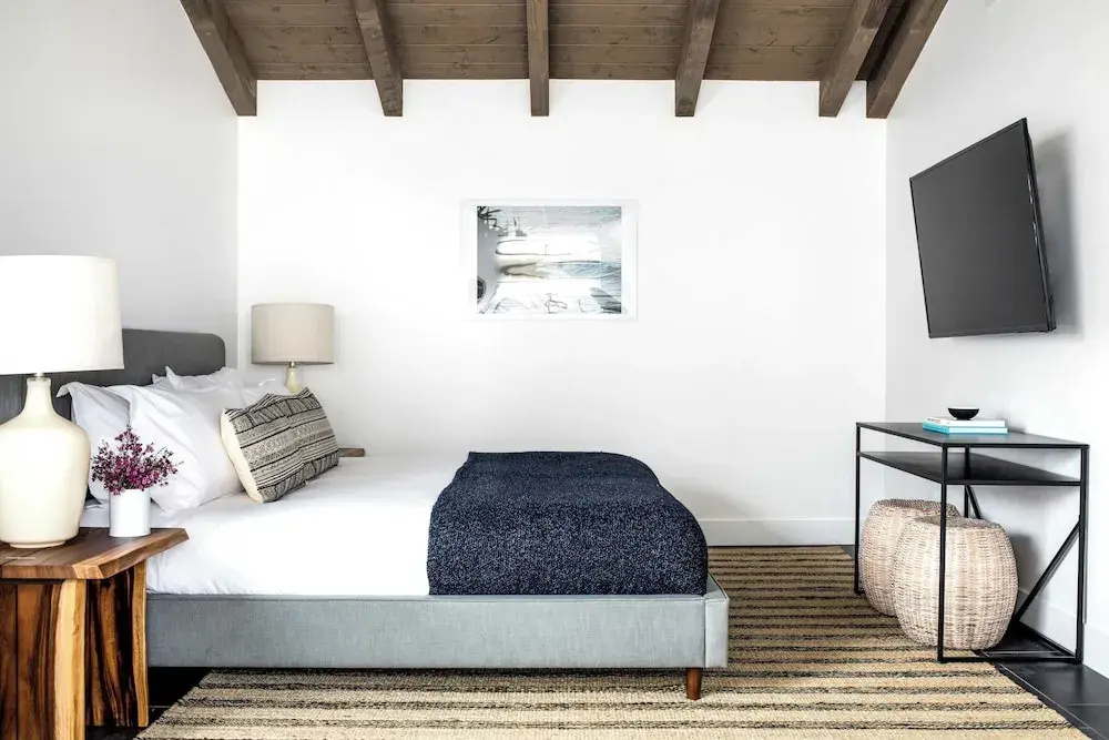 photo 1 of O'neill II by Avantstay Coastal Paradise Steps From Beach Newly Renovated!