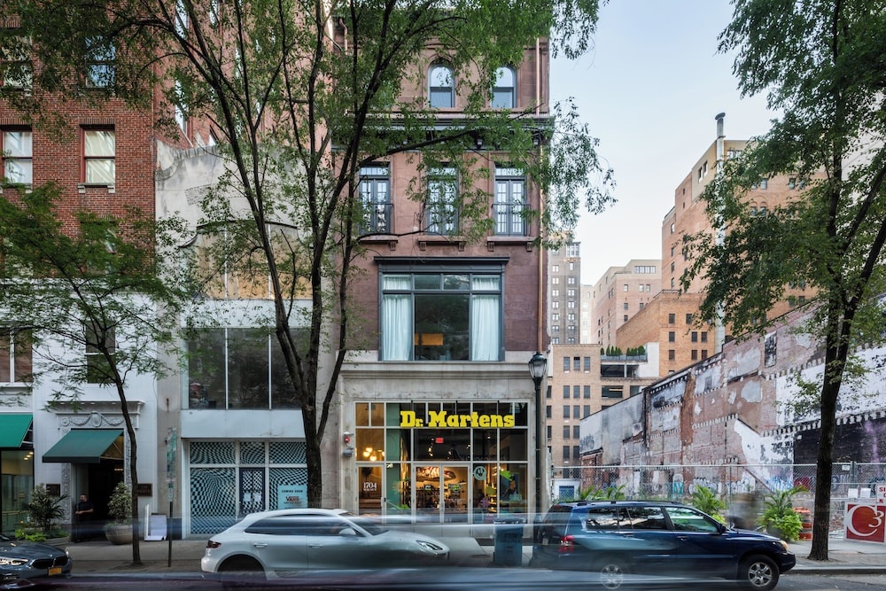 photo 1 of Sosuite at French Quarters - Rittenhouse Square