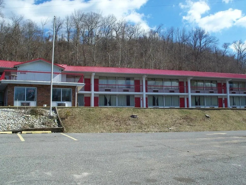 photo 1 of Rodeway Inn