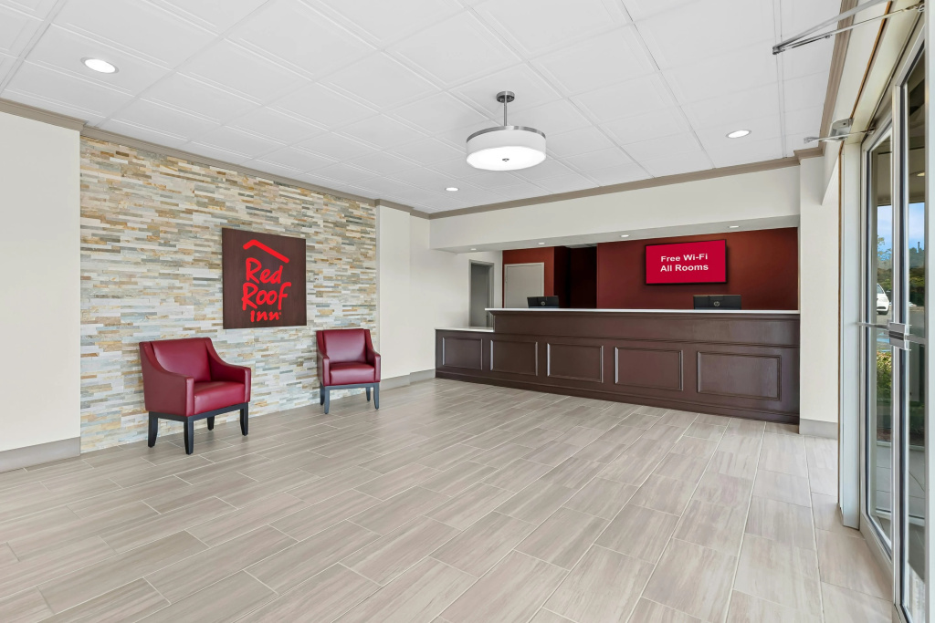 photo 1 of Red Roof Inn Cambridge, OH