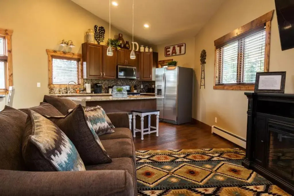 photo 1 of Spacious 2nd story loft with awesome views