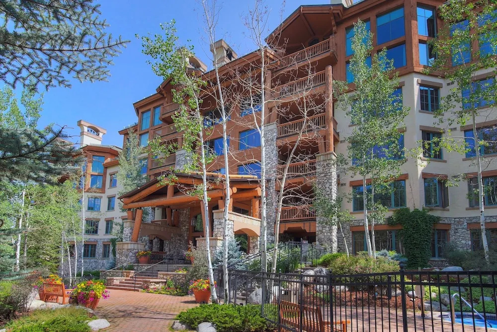 photo 1 of Spacious 4br 4.5ba  Ski In/out-stay +7 Nights 4 Bedroom Condo by RedAwning