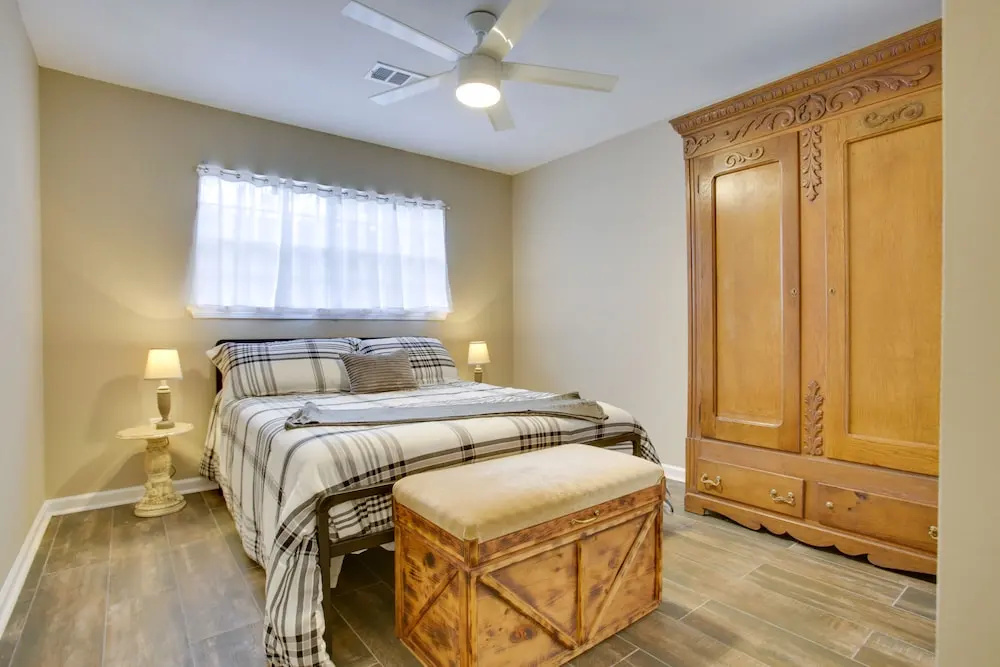 photo 1 of Spacious Baton Rouge Home Rental: 12 Mi to Lsu!