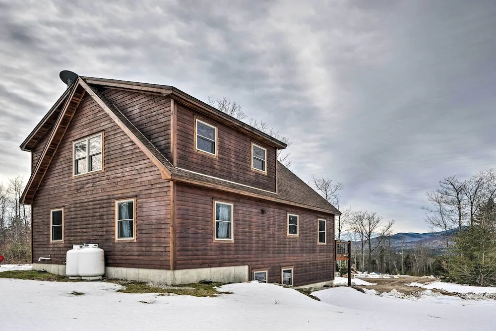 photo 1 of Spacious Cabin: 10 Mi to Sunday River Skiing!