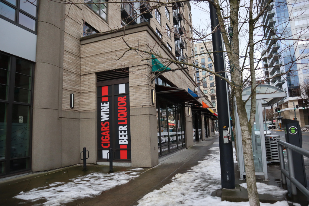 photo 1 of Spacious, Downtown Location – great for work and relaxing!