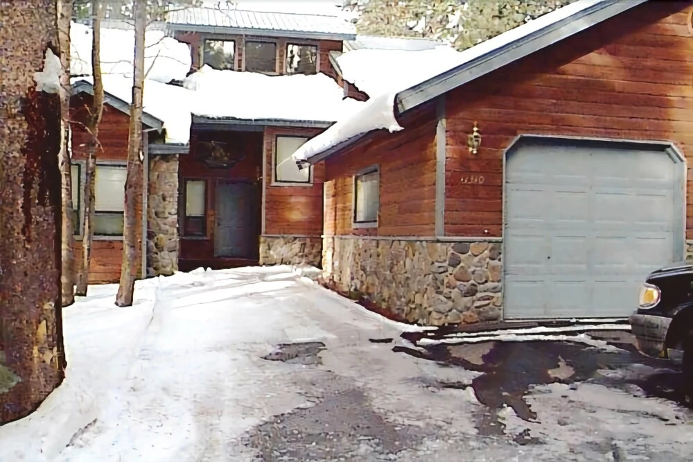 photo 1 of Spacious Home on Donner Golf Course - 3 Br Condo