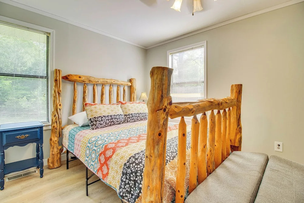 photo 1 of Spacious Mountain Home Retreat Near Norfork Lake!