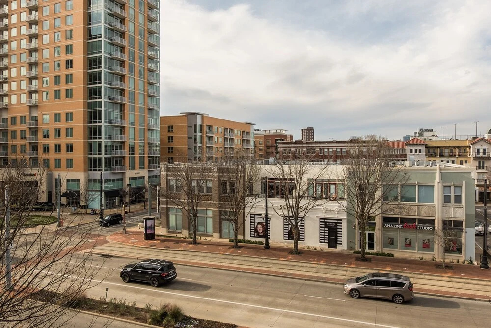 photo 1 of 1 BR Apt Near AA Center with Parking by Frontdesk