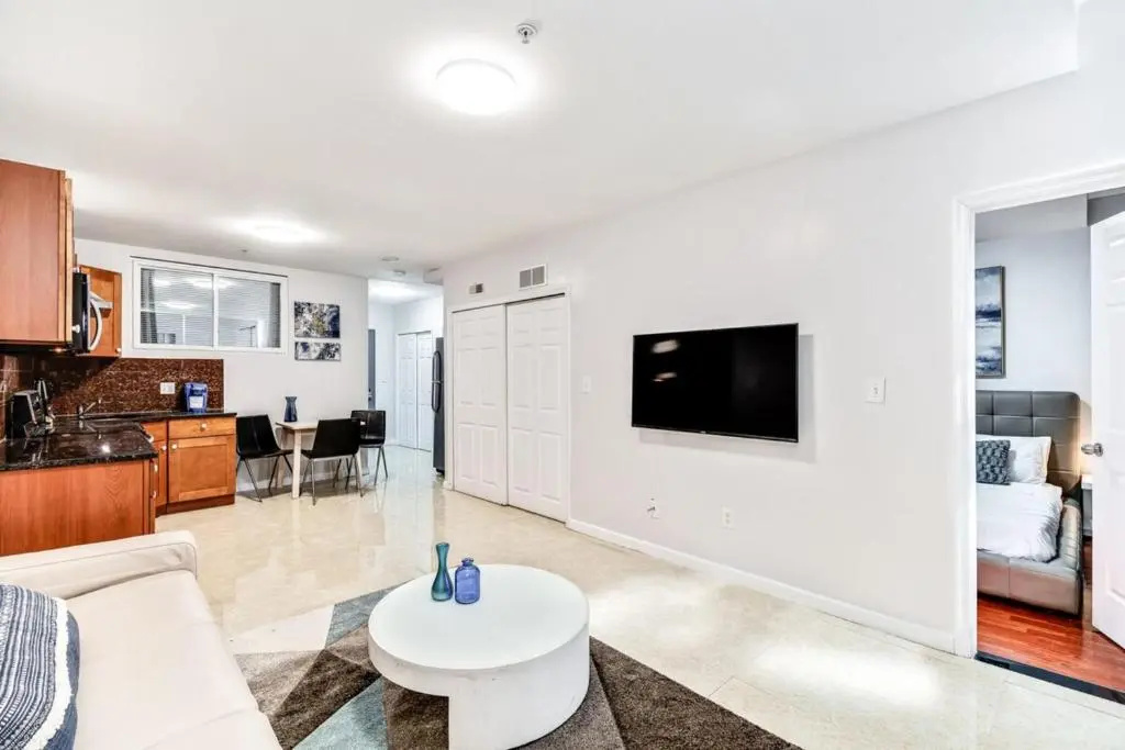photo 1 of Spacious&stylish 2bd apt With Great Location!