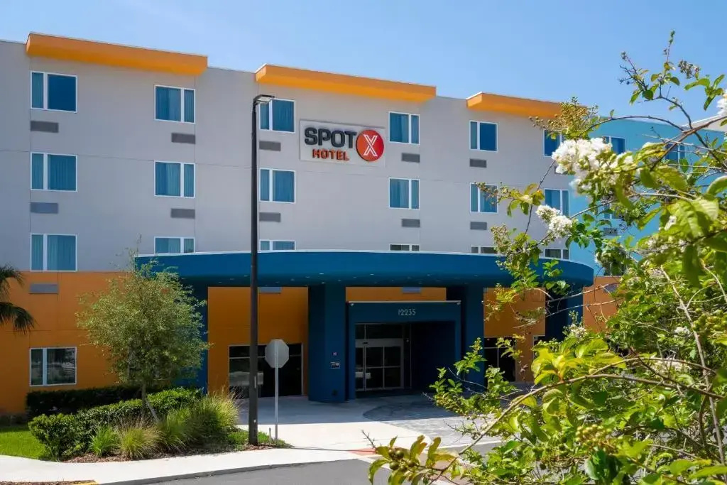 photo 1 of SPOT X Hotel Orlando/Intl Dr by The Red Collection