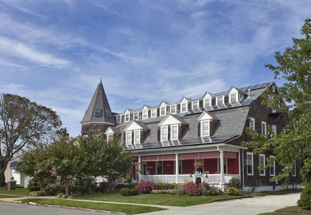 photo 1 of Spring Lake Inn