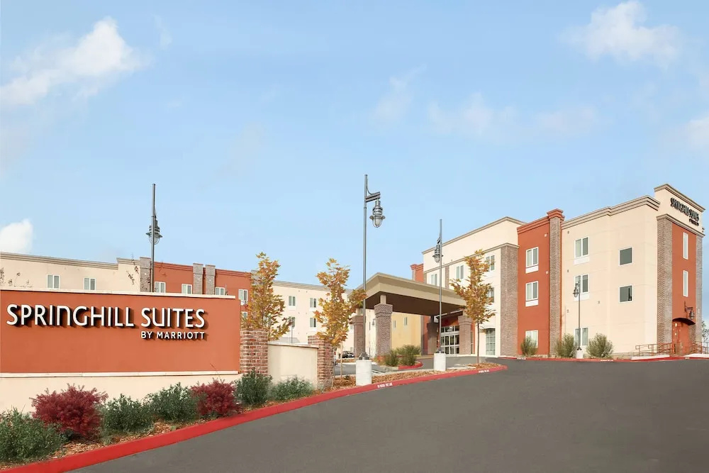 photo 1 of Hotel Vista Sierra