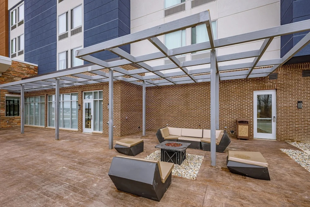 photo 1 of SpringHill Suites by Marriott Detroit Sterling Heights