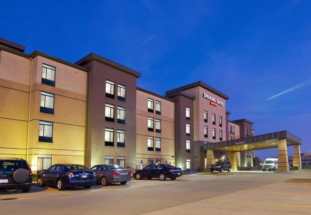 photo 1 of SpringHill Suites Cincinnati Airport South
