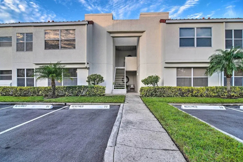 photo 1 of St Pete Condo w/ Patio & Pool ~ 2 Mi to Beach