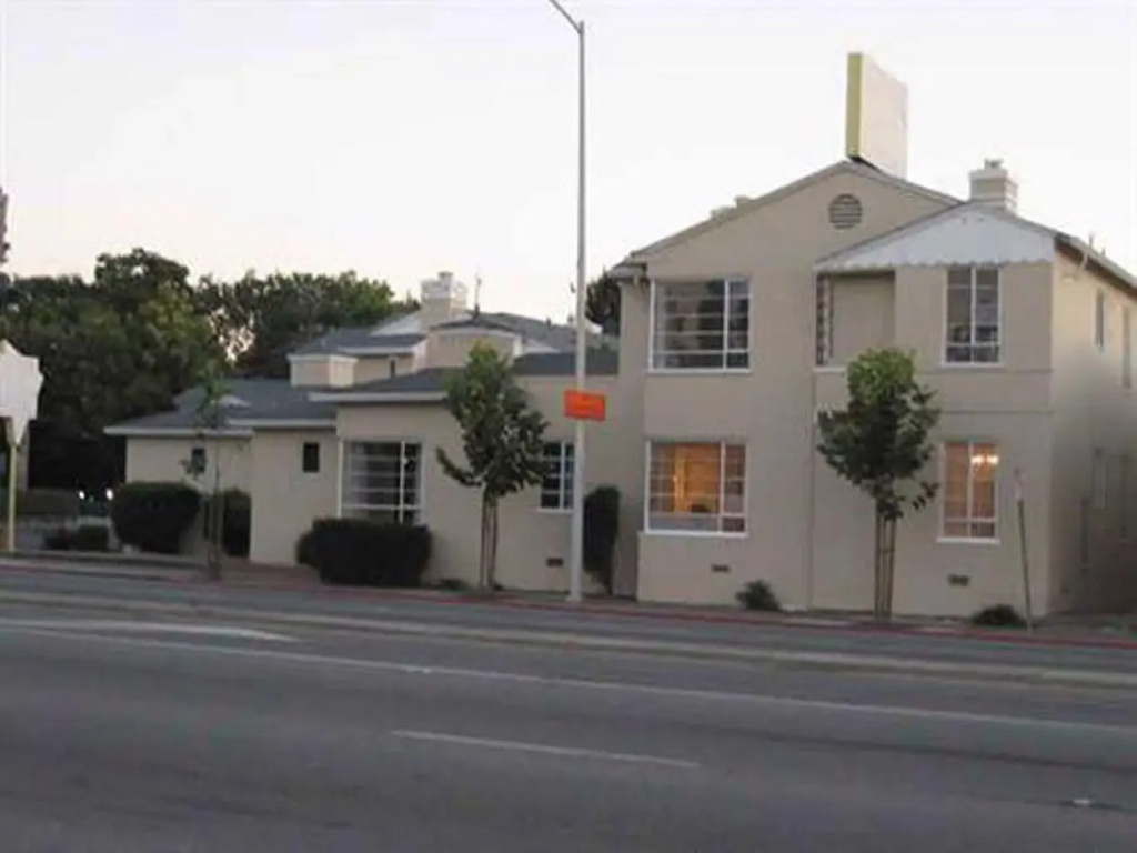 photo 1 of Stanford Inn - Stanford Univ/ Medical Center