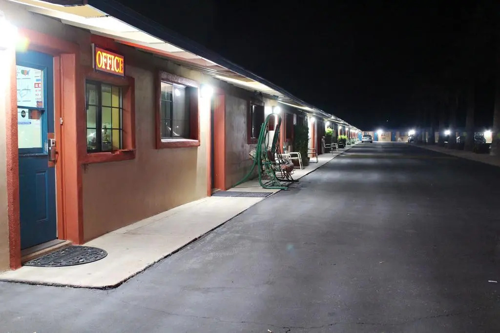 photo 1 of Starlite Motel