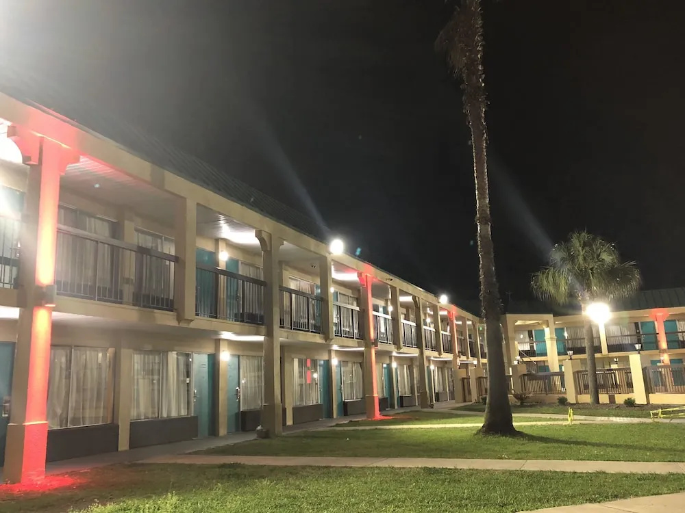 photo 1 of Stay Express Inn & Suites