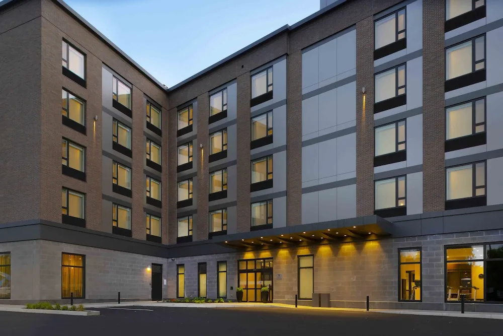 photo 1 of Staybridge Suites   Boston Logan Airport   Revere, An Ihg