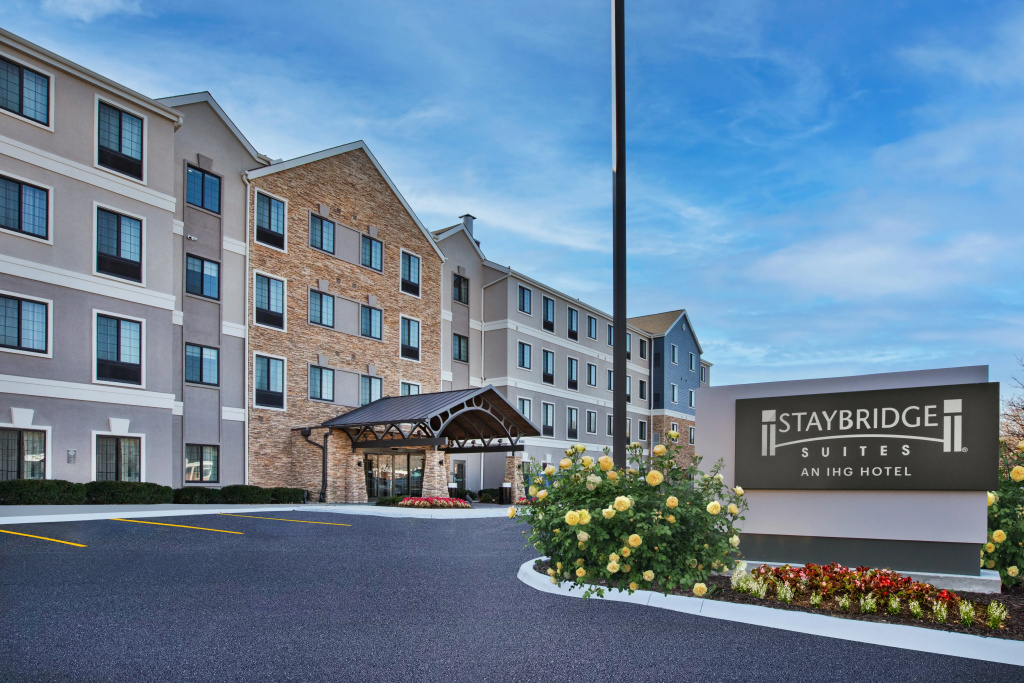 photo 1 of Staybridge Suites Omaha 80th And Dodge by IHG