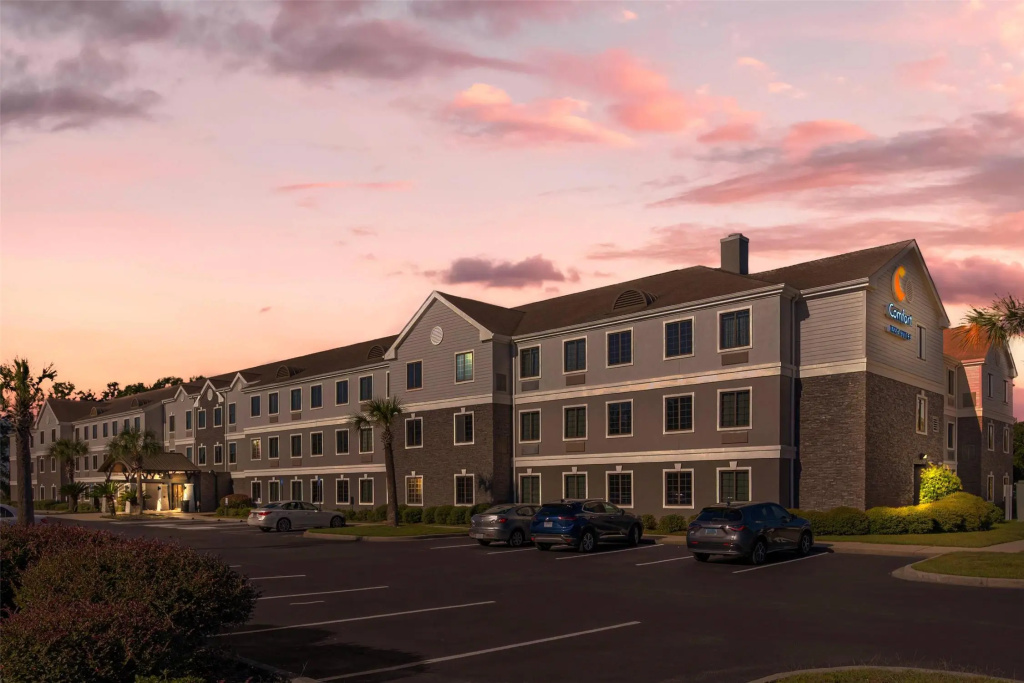photo 1 of Comfort Inn & Suites Savannah Airport