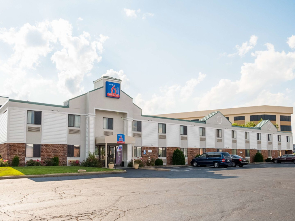 photo 1 of Studio 6 Miamisburg, OH - Dayton