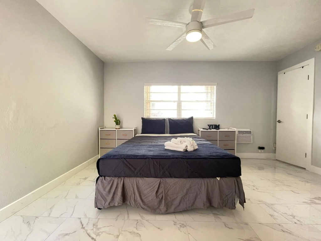 photo 1 of Studio near airport seaport restaurants