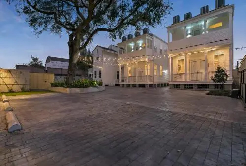 photo 1 of Stunning 3BR on Carondelet by Hosteeva