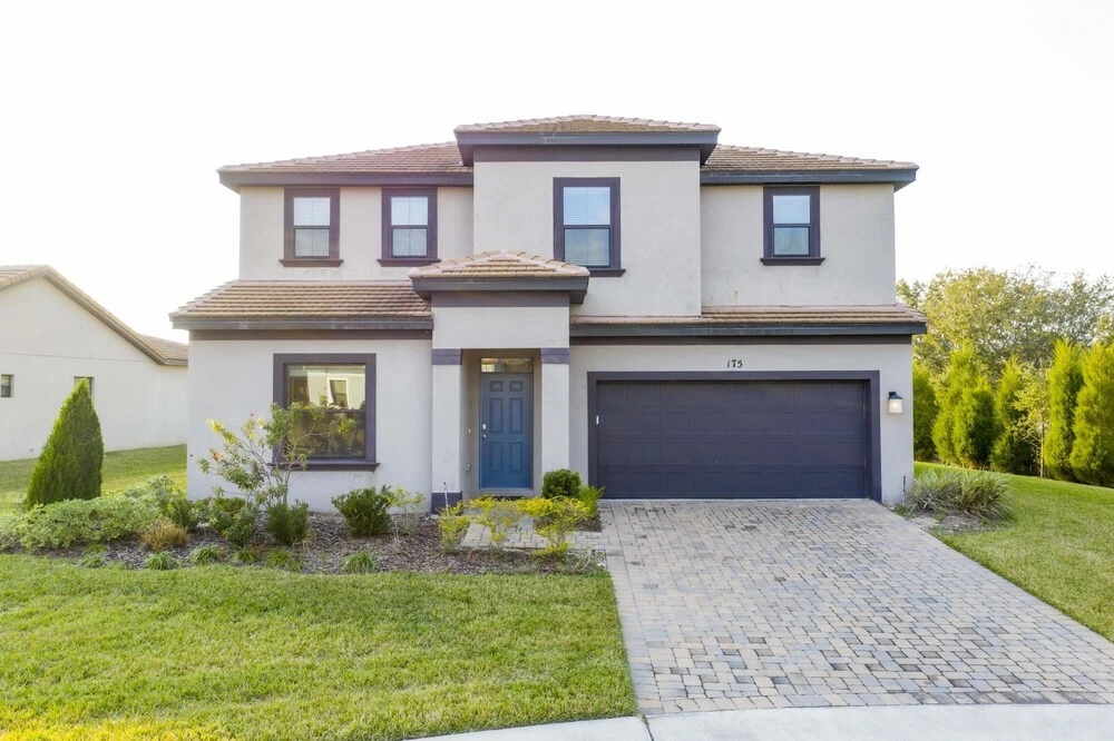 photo 1 of Stunning 4 Bd Single Family w Pool Lake View 175