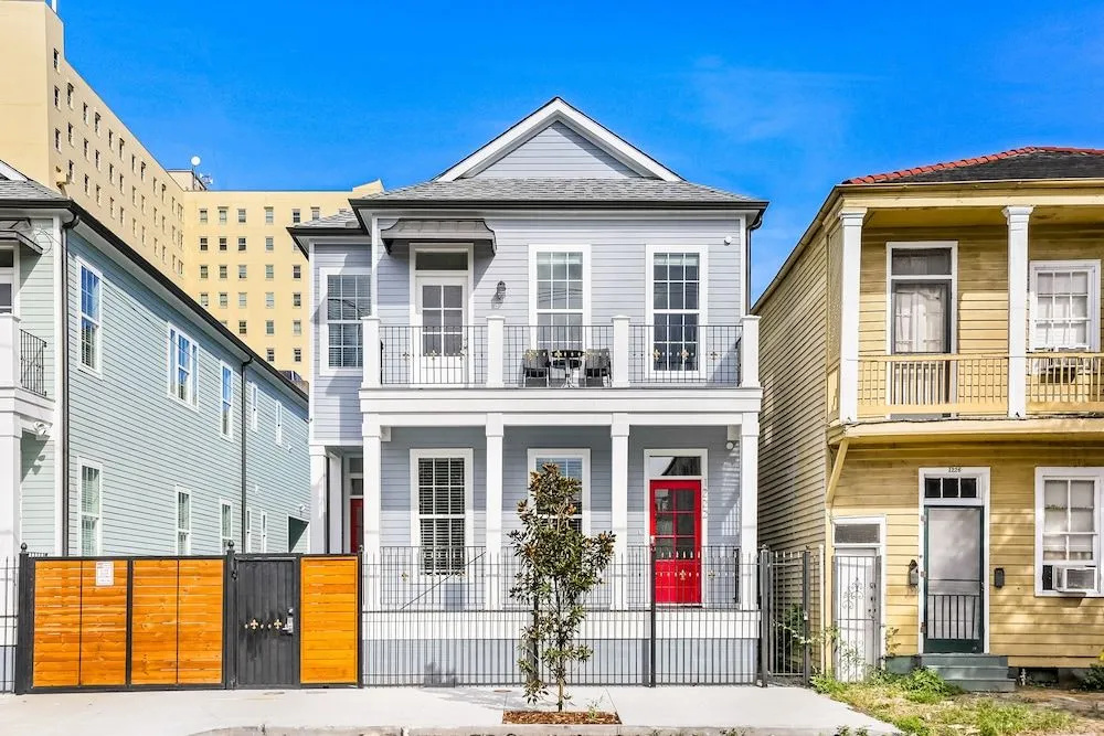 photo 1 of Spacious 5BR Urban Retreat with Balcony & Pool