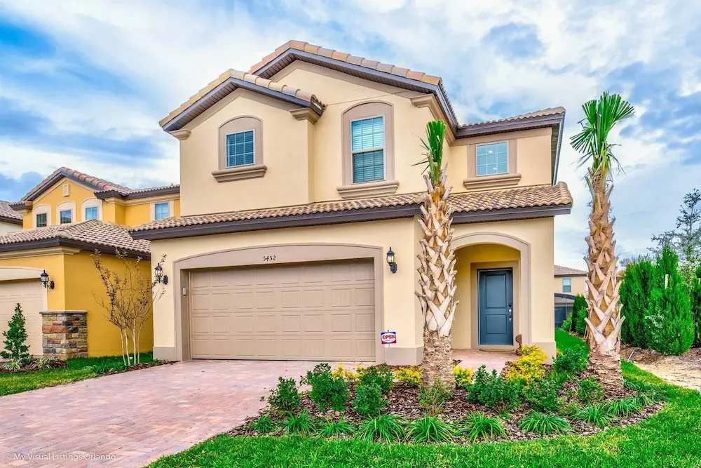photo 1 of Stylish and Stunning 5BD Pool Home in Solterra - #5st452