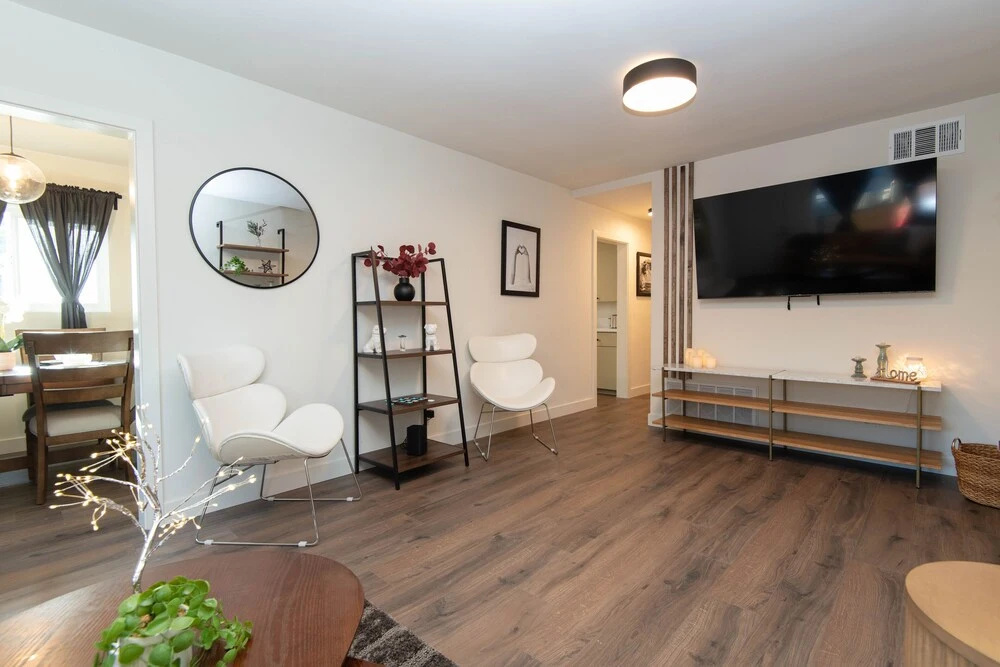 photo 1 of Stylish Apartment near Dodger St
