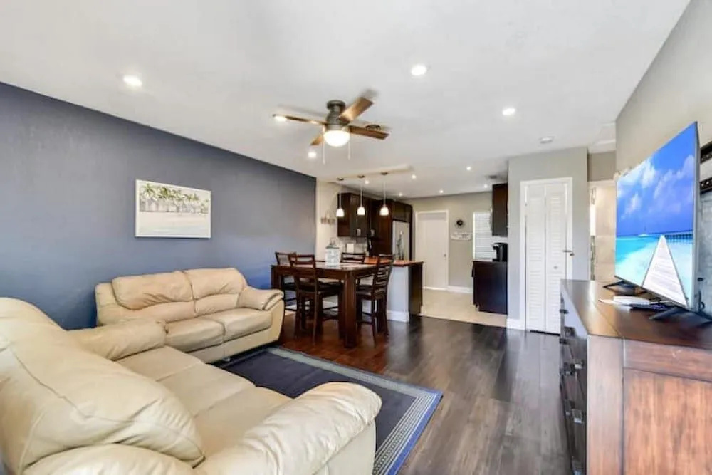 photo 1 of Stylish Duplex Apartment On Canal