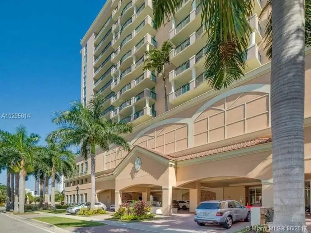 photo 1 of Stylish Modern 2bd 2bth Apt Near the Beach
