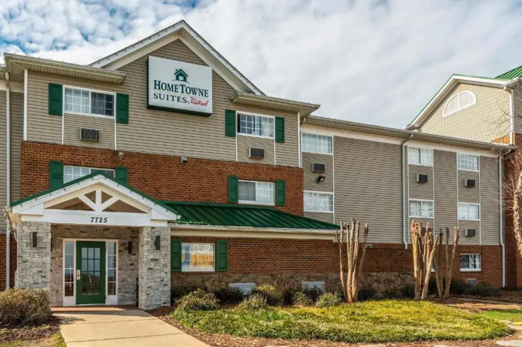 photo 1 of HomeTowne Studios & Suites by Red Roof Charlotte - Concord