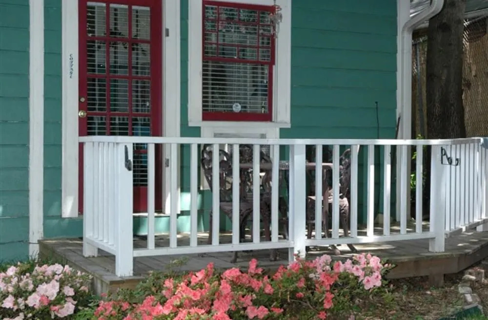photo 1 of Sugar Magnolia Bed & Breakfast