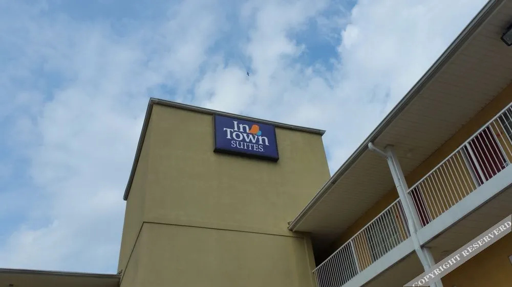 photo 1 of InTown Suites Extended Stay Gulfport MS