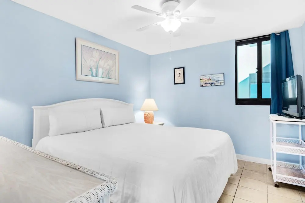 photo 1 of Sunbird 1106w