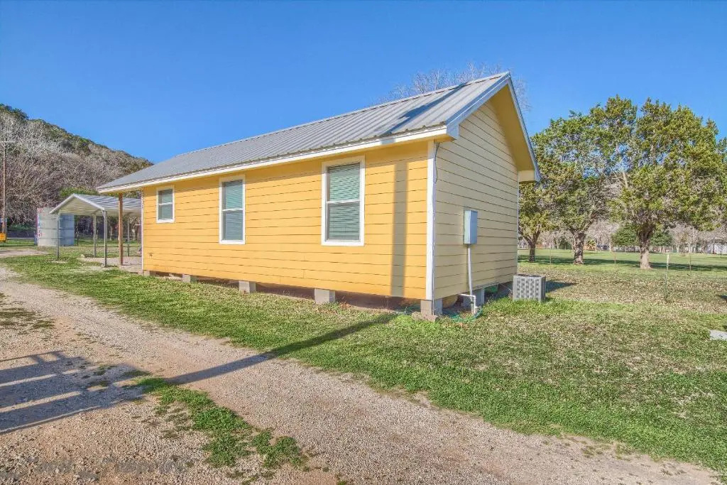 photo 1 of Sunflower Cabin Rr9122sf Home