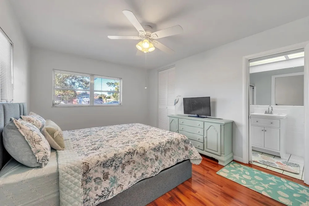 photo 1 of Sunny Retreat In Clearwater 2 Bedroom Home by RedAwning