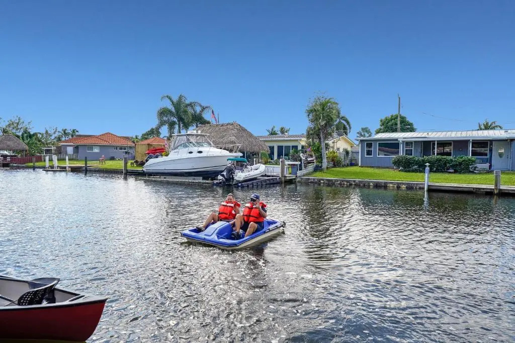 photo 1 of Sunny Waterside A in Dania Beach