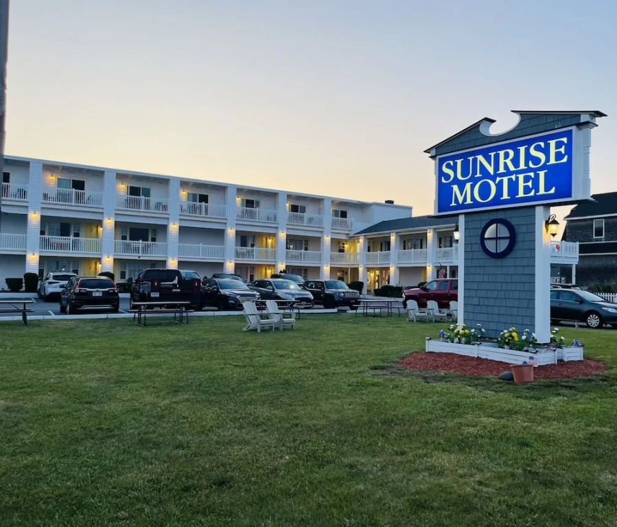 photo 1 of Sunrise Motel