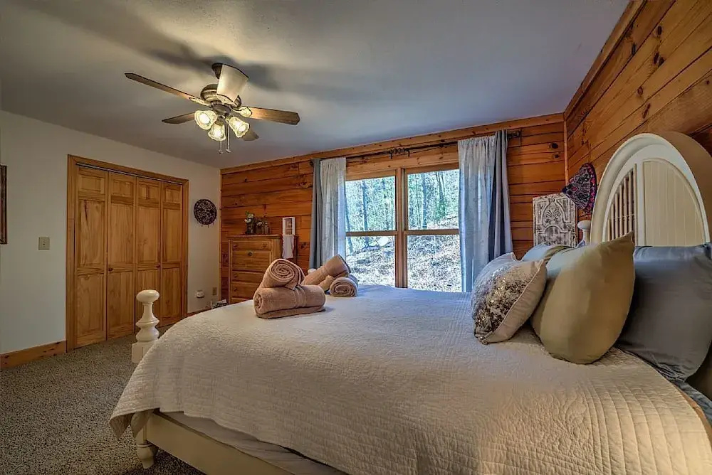 photo 1 of Sunrise Ridge - 3 Br Cabin